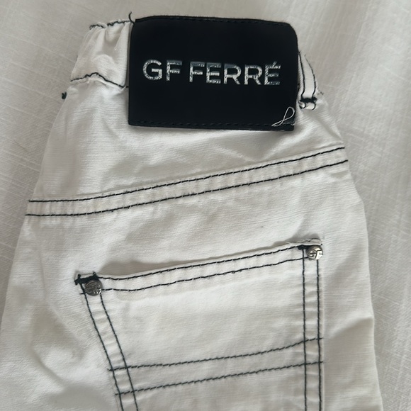 Gianfranco Ferre boys designer shorts - Picture 1 of 6